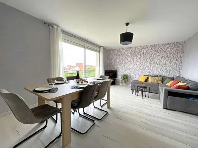 Appartement à Berck Plage, Appartement avec Balcon, Parking Privé, à 10 Min de la Plage - 2 Chambres - L1010188