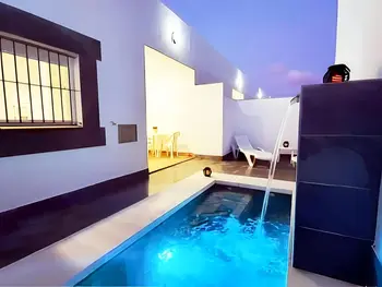 Appartamento a Chiclana de la Frontera,Appartement Vid avec Piscine Privée et Climatisation à Chiclana de la Frontera ES-180-140 N°1010224