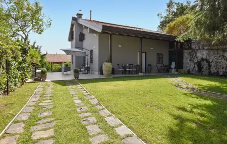 Location Maison 6 personnes à Trecastagni - Photo 1