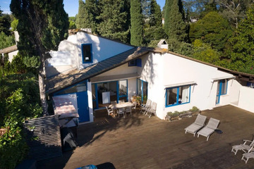 Location Villa in Biot,06V - Belle villa - jacuzzi - piscine - tennis 1313643 N°1010645