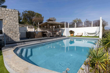 Location Villa à Villeneuve Loubet,06BL - Superbe villa contemporaine vue mer - piscine 1313671 N°1010647