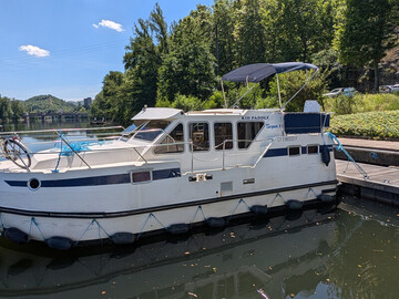 Location Wohnung in Luzech,Séjour insolite à bord d'un bateau tout confort dans la vallée du Lot API-1-46-13 N°1010716