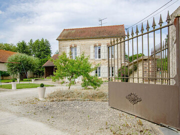 Location Gite à Jully sur Sarce,Maison de Campagne avec Jeux pour Enfants et Animaux Acceptés FR-1-543-353 N°1010735