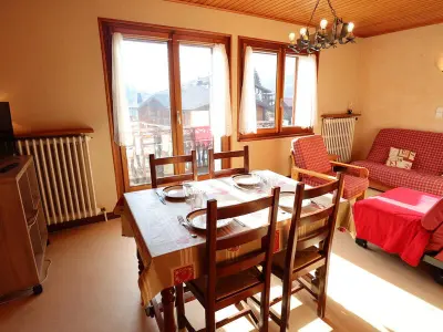 Appartement à Les Gets, Appartement 2 pièces pour 4, proche pistes et commerces, Les Gets, WiFi, parking, lave-linge - L1010785