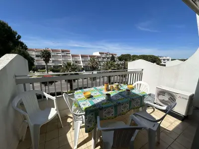 Appartement à Port Camargue, Appartement 2 pièces avec climatisation, 2 terrasses et accès direct au port - Le Grau-du-Roi - L1011013