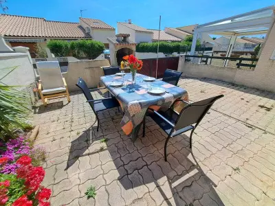 Appartement à Marseillan Plage, Maison Climatisée avec Terrasse et Parking – 6 pers, Proche Plage - L1011058