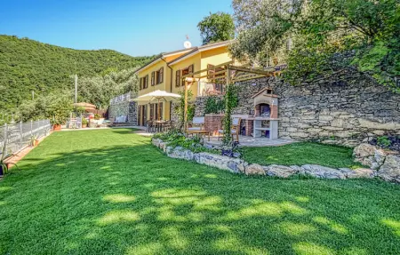 Location Maison 9 personnes à Recco - Photo 1