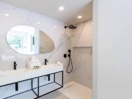 Duplex de luxe avec piscine privée, cuisine équipée et Wi-Fi à Anse Marcel - Photo 14