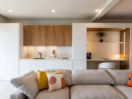 Appartement avec piscine et accès direct à la piscine à débordement - Photo 7