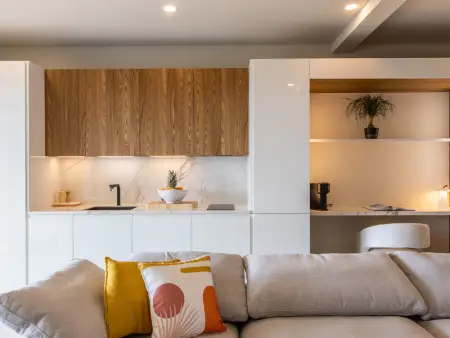 Appartement avec piscine et accès direct à la piscine à débordement - Photo 8