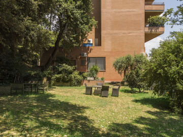 Location Apartment in Rom,The House In The Green IT5701.304.1 N°1011364