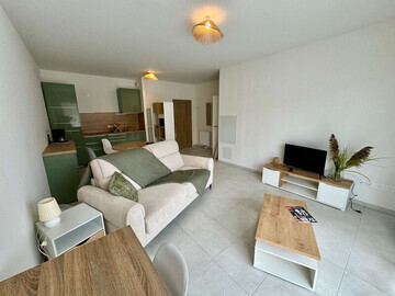 Location Appartement à Berck Plage,Studio neuf avec balcon, à 400m de la plage, parking privé, centre de Berck-sur-Mer FR-1-674-49 N°1011382