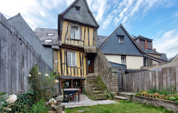 Location House in Fougères FBI170 N°1011425