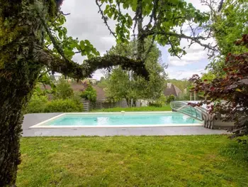 Casa rural en Thenon,Maison indépendante en Dordogne avec piscine privée, jardin clos et équipements complets FR-1-616-377 N°1011583