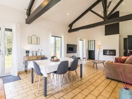 Maison calme, entourée de marais, proche plage et commerces, avec jardin et équipements complets - Photo 4