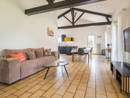 Maison calme, entourée de marais, proche plage et commerces, avec jardin et équipements complets - Photo 5