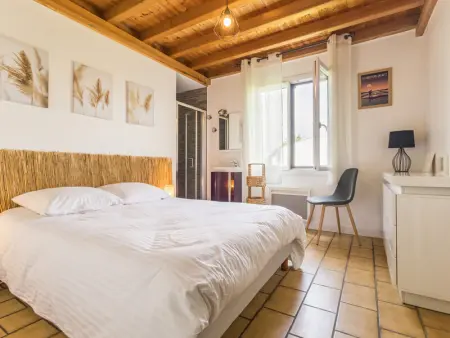 Maison calme, entourée de marais, proche plage et commerces, avec jardin et équipements complets - Photo 7