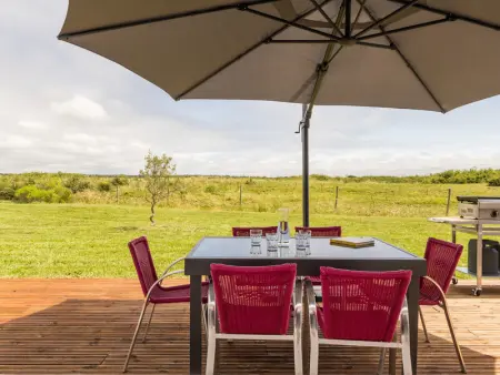 Maison calme, entourée de marais, proche plage et commerces, avec jardin et équipements complets - Photo 10