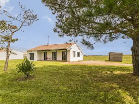 Maison calme, entourée de marais, proche plage et commerces, avec jardin et équipements complets - Photo 11