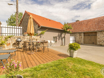 Location Cottage in Jullouville,Maison moderne à Jullouville : cour fermée, proche plage, accessible PMR, recharge VE, tout inclus FR-1-362-1129 N°1012099