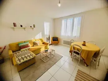 Apartamento en Amélie les Bains Palalda,Confortable F3 à Amélie-les-Bains avec Parking Facile et WIFI, proche du Centre et des Cures FR-1-703-187 N°1012117