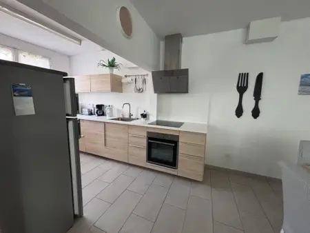 Maison rénovée 3 chambres près de l'océan avec jardin fermé et WiFi - Photo 1
