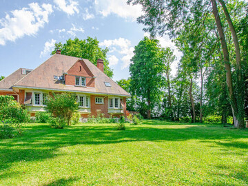 Location Casa rural en Montiéramey,Élégant gîte familial avec parc arboré, à 5 min du Lac, parfait pour des séjours tout inclus. FR-1-543-359 N°1012226