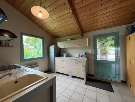 Gîte charmant avec piscine partagée près de Saint-Pourçain-sur-Sioule - Photo 9