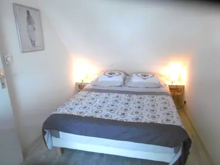 Maison rénovée près de la plage, jardin, parking, animaux admis - Photo 15