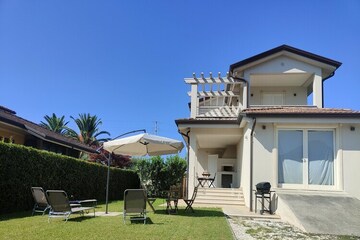 Location House in Lido di Camaiore,Casa Simone Lido di Camaiore IT-55041-108 N°1012821