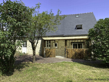 Location Gîte in Rouperroux,Charmante maison avec parking, jardin et WIFI à Rouperroux FR-1-497-219 N°1012895