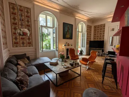 Appartement avec terrasse, jardin et WIFI au cœur historique d'Angoulême - Photo 1