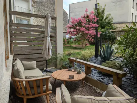 Appartement avec terrasse, jardin et WIFI au cœur historique d'Angoulême - Photo 26