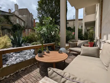 Appartement avec terrasse, jardin et WIFI au cœur historique d'Angoulême - Photo 27