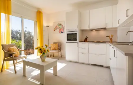 Location Maison 2 personnes à Arenas - Photo 3