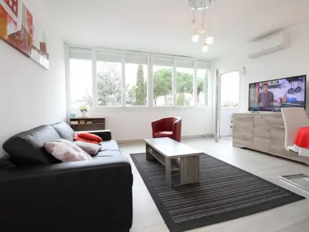 T2 moderne à Balaruc-les-Bains avec clim, parking et wifi - Photo 1