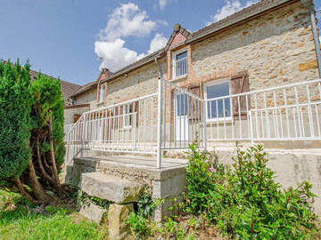 Location Casa rural en Plessis Barbuise,Maison Champenoise avec 3 Chambres, Jardin et Netflix à 100 km de Paris FR-1-543-355 N°1013262