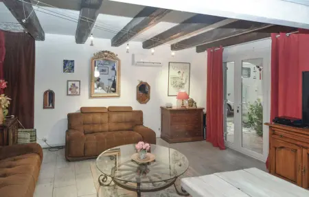 Location Maison 8 personnes à St Julien de Peyrolas - Photo 2