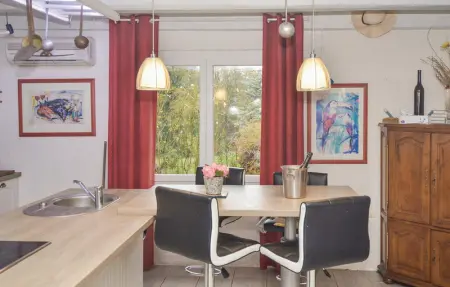 Location Maison 8 personnes à St Julien de Peyrolas - Photo 3