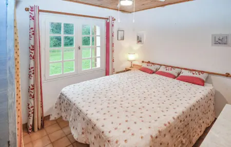 Location Maison 8 personnes à St Julien de Peyrolas - Photo 7