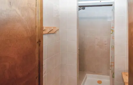 Location Maison 8 personnes à St Julien de Peyrolas - Photo 18