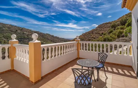 Location Maison 6 personnes à Sayalonga - Photo 2