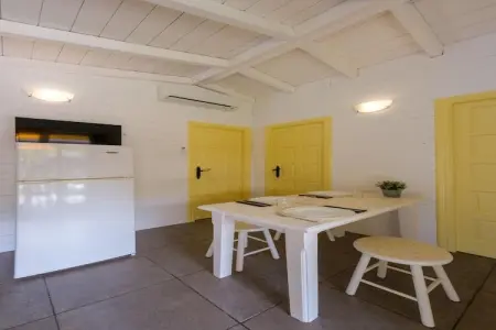 CAMPING ESTIVAL VENDRELL PLATJA BUNGALOW 4 STANDARD - Photo 3