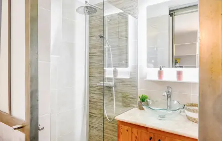 Location Maison 10 personnes à Travaillan - Photo 32