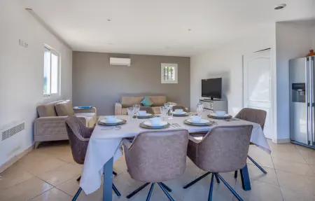 Location Appartement 6 personnes à Le Luc - Photo 4