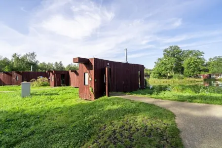 The Large Leaf by YourNature, Bungalow 6 personnes à Antoing - Photo 1
