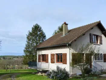 Gite à Trézelles,Maison familiale rénovée, grand jardin, proche de Vichy FR-1-489-548 N°1013607