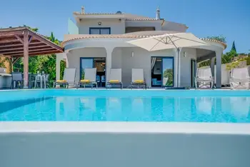 Villa in Loulé,LOULE PREMIUM VILLA WITH POOL  1375878 N°1013718