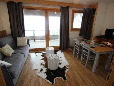 Appartement à Chamrousse, Charmant studio cabine à Chamrousse, balcon, TV - L1013799