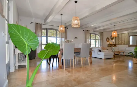 Location Maison 9 personnes à Noves - Photo 4